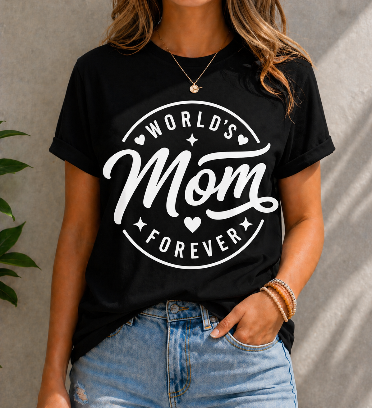World’s Best Mom Forever Vinyl T-Shirt | Cute Mother’s Day Tee