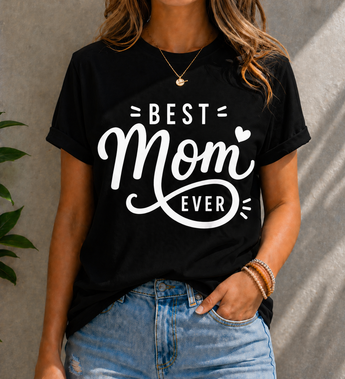 Best Mom Ever Vinyl T-Shirt | Cute Mother’s Day Gift Tee