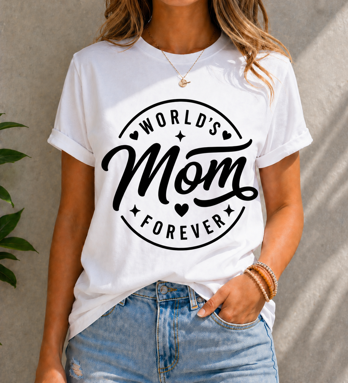 World’s Best Mom Forever Vinyl T-Shirt | Cute Mother’s Day Tee